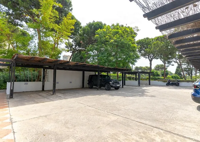 Beachfront Complex Jardines De Golondrinas Elviria * Marbella
